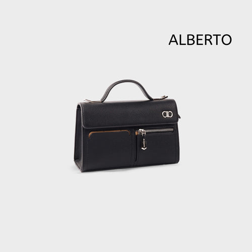 Women's Lyra Pochette Handbags