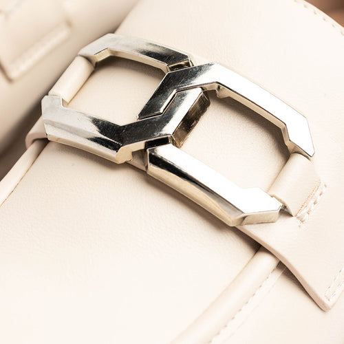 cushOn Women's Erin Buckle Flats