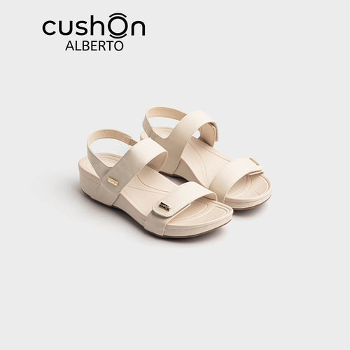 cushOn Women's Cecile Slingback Sandals