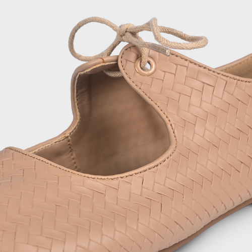Women's Aviana Tabi Split-Toe Shoes