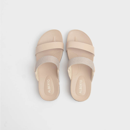 cushOn Women's Cassidy Wedge Sandals