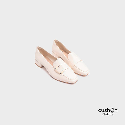 cushOn Women's Haven Pumps