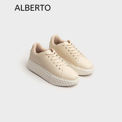 Women's Jayla Sneakers