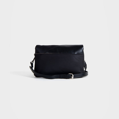 UrbanFlex Nori Crossbody Bag