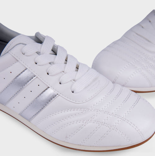 Women's Jeorgie Lace-Up Sneakers