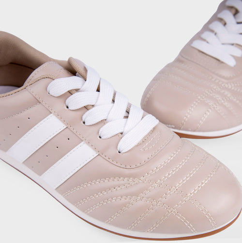 Women's Jeorgie Lace-Up Sneakers