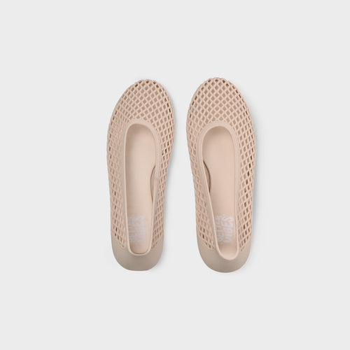 BETTER VIBES by ALBERTO Women's Ondina Jelly Ballerina