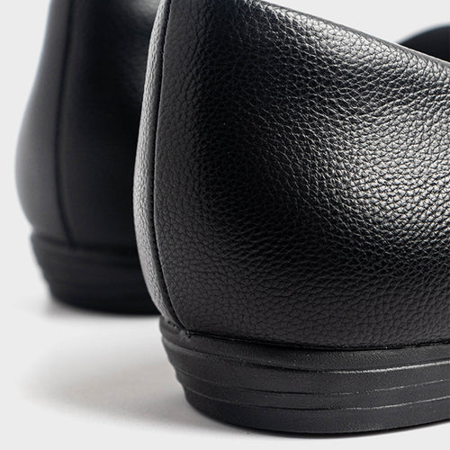 cushOn Women's Ezri Flat Shoes