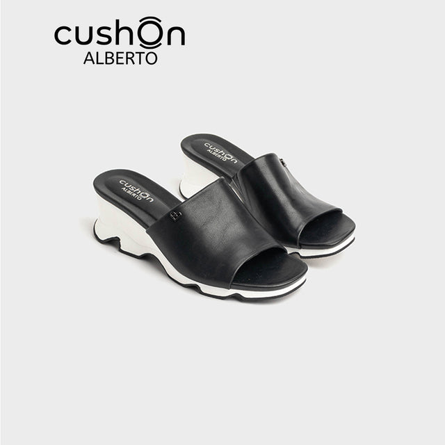 cushOn Women's UrbanRoam S2 W Sandals