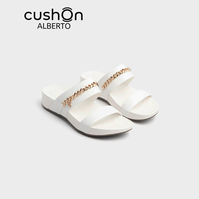 cushOn Women's Beatrice Sandals