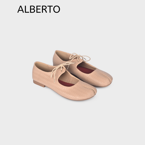 Women's Aviana Tabi Split-Toe Shoes