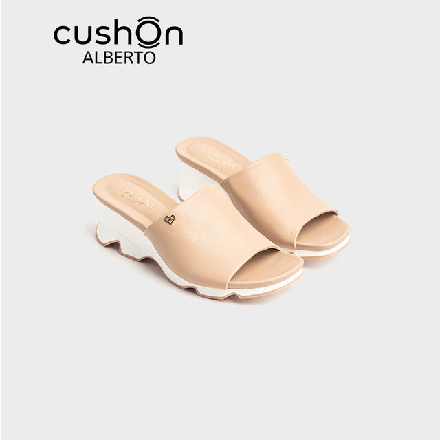 cushOn Women's UrbanRoam S2 W Sandals