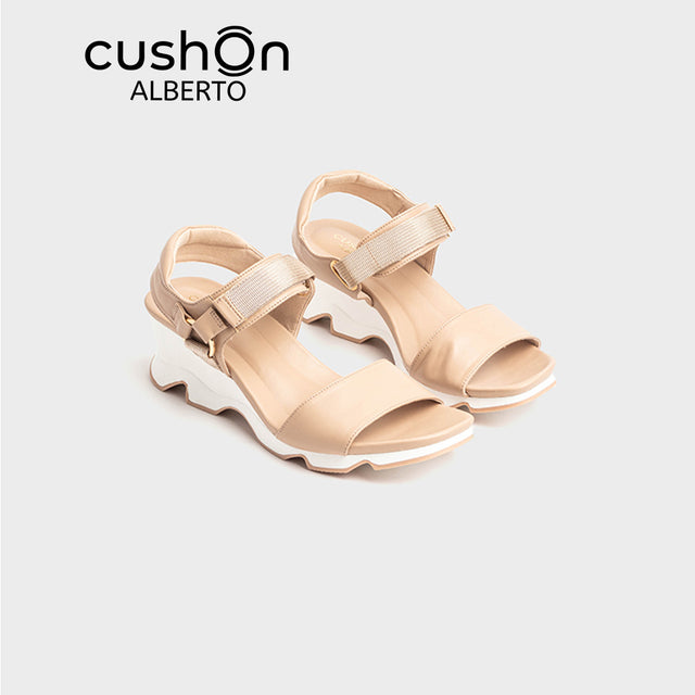 cushOn Women's UrbanRoam S3 W Sandals