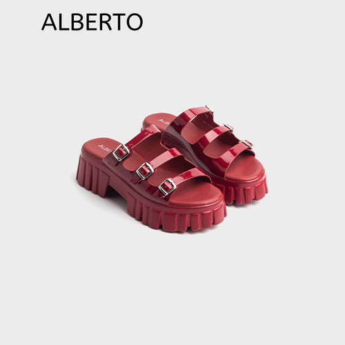 Women's Delyth Slip-On Sandals