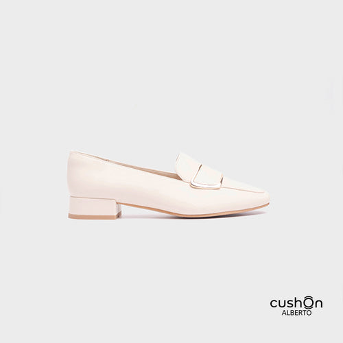 cushOn Women's Haven Pumps