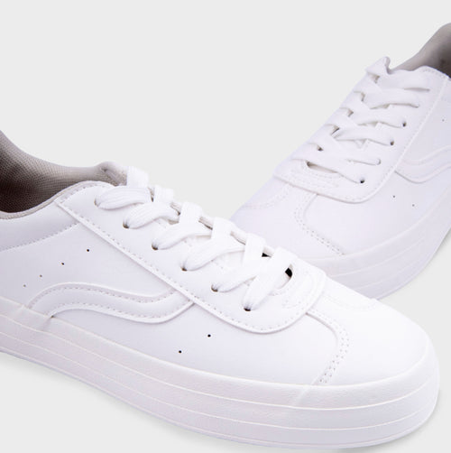 Women's Johana Lace-Up Sneakers