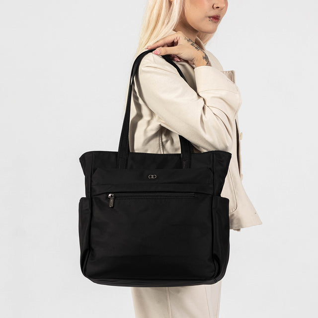 Unisex Letisia Handbag