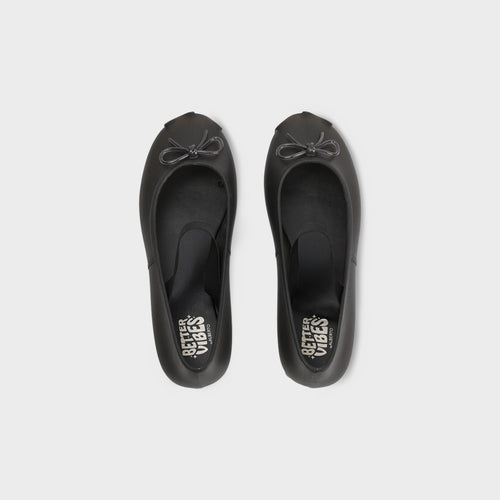BETTER VIBES by ALBERTO Women's Ula Mary Jane Flats