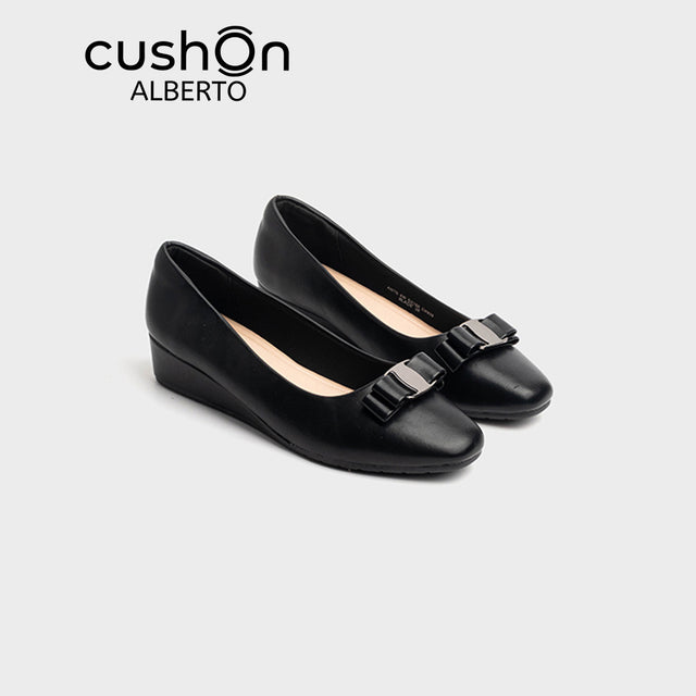 cushOn Women's Elia Wedge Shoes