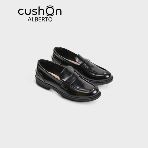 cushOn Women's Hestia Slip-On Loafers