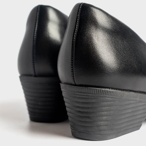 cushOn Women's Giada Pumps