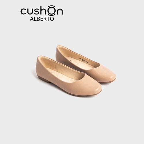 cushOn Women's Ezri Flat Shoes