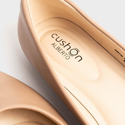 cushOn Women's Ezri Flat Shoes