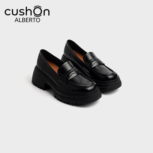 cushOn Women's Hazley Wedge Shoes