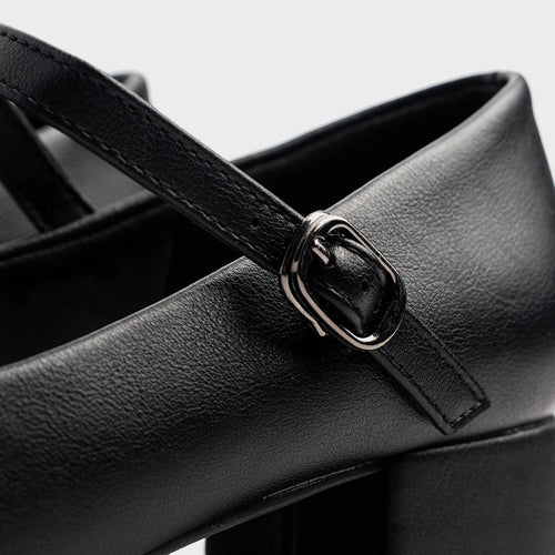 cushOn  Women's Gaya Pumps