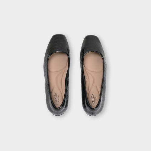Women's cushOn Hesper Pumps