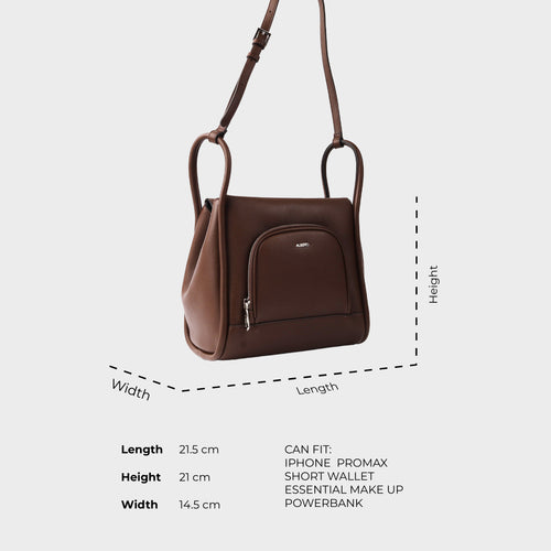 Women's Lyra Pouch Maxi Handbags